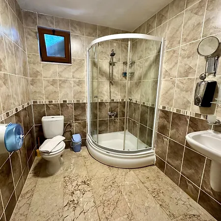 Ξενοδοχείο Bahaus 5*