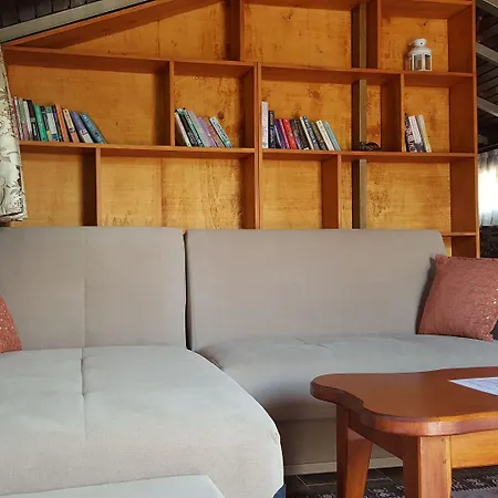 Bahaus 5*